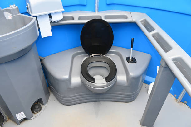 Portable Toilet Options We Offer in Clay, KY